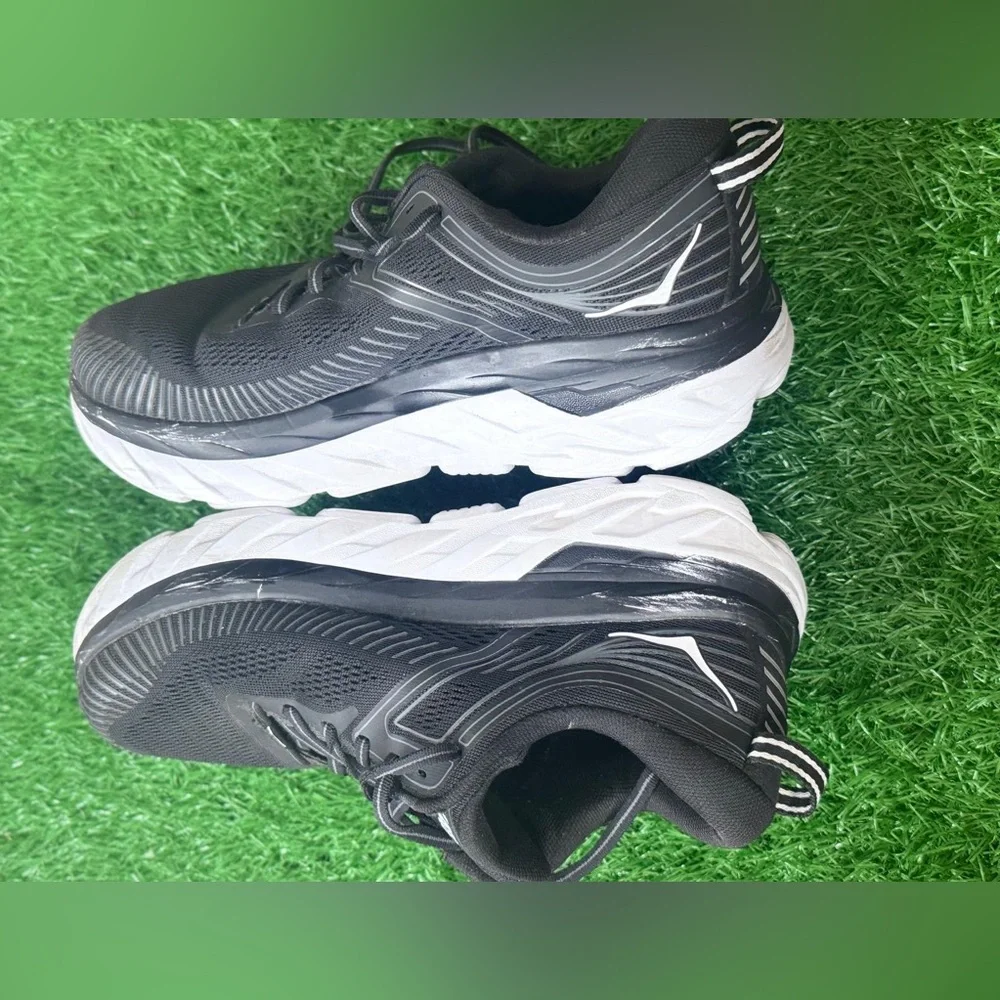 Hoka Women’s Bondi 7 Wide Shoes Size 9D